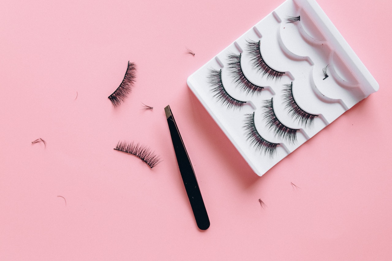 Bo o different kinds of eyelash extensions